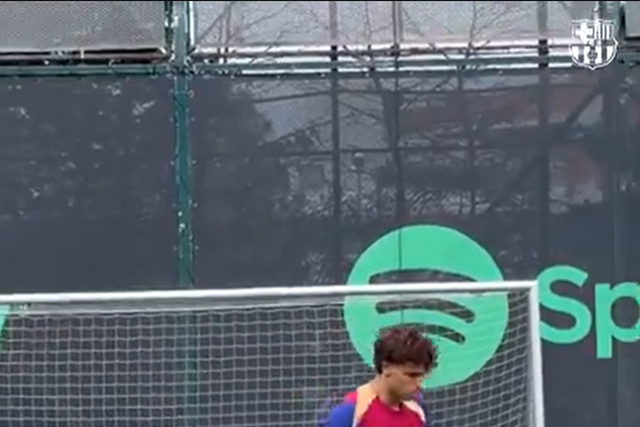 João Félix mostra pontaria afinada