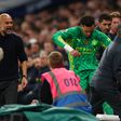 Vídeo: substituição deixou Ederson furioso
