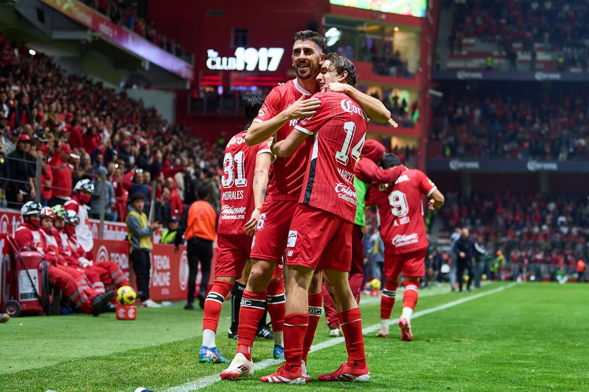 Paulinho marca e Toluca está mais perto da final da liga mexicana