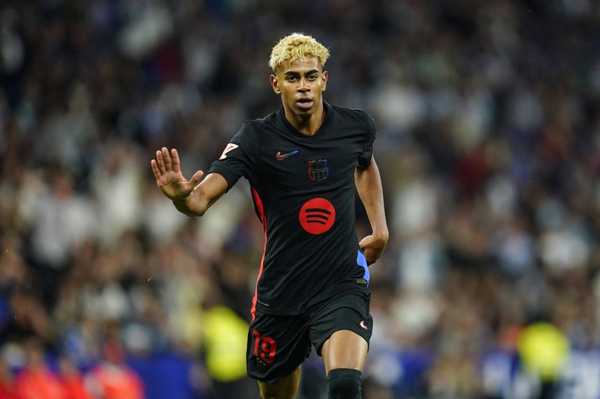 Lamine Yamal a festejar mais um golo pelo Barcelona