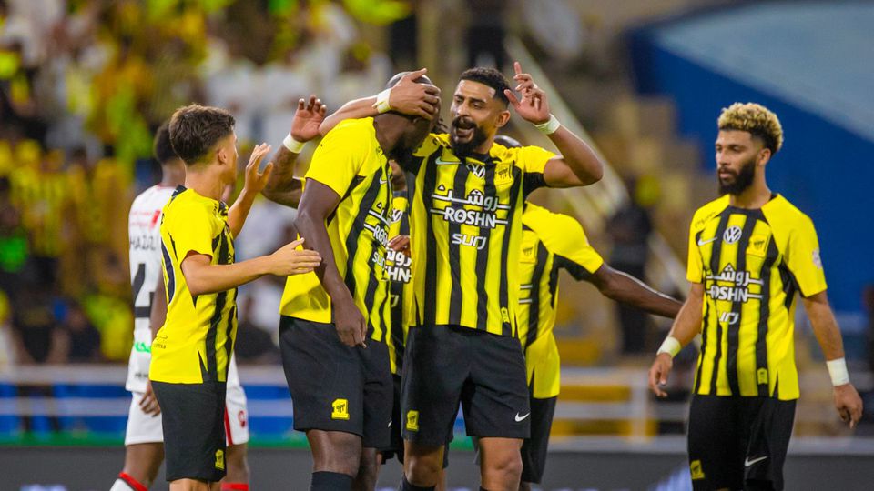 Danilo Pereira marca e Al Ittihad é campeão saudita