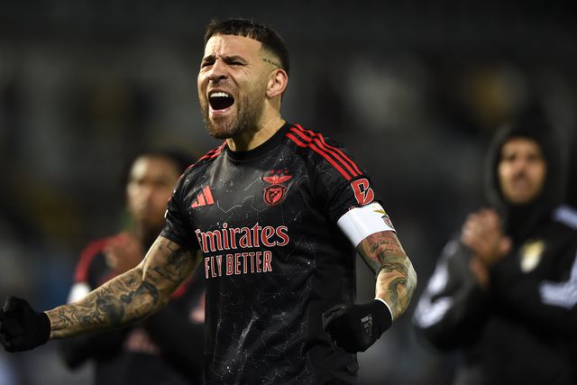 Nicolás Otamendi, 37 anos, acaba contrato no fim de junho