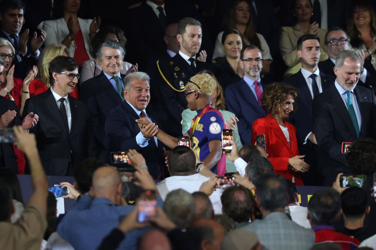 Laporta eufórico: «Temporada histórica... contra tudo e contra todos!»