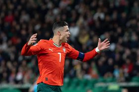 Cristiano Ronaldo é o mais bem pago do mundo e há um dado impressionante!