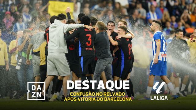 Barcelona festeja título com sistema de rega, a fazer lembrar o Benfica-FC Porto