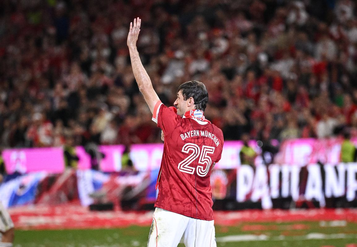 Muller debate reforma e admite MLS: «Vamos manter a emoção...»