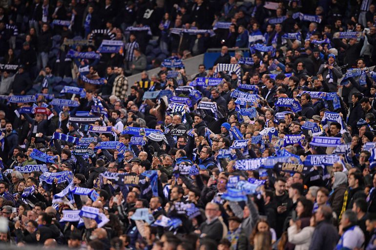 Estádio do Dragão: da louca corrida aos bilhetes à quebra abrupta