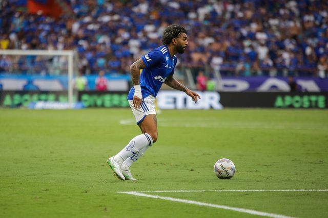 Gabigol em ação pelo Cruzeiro