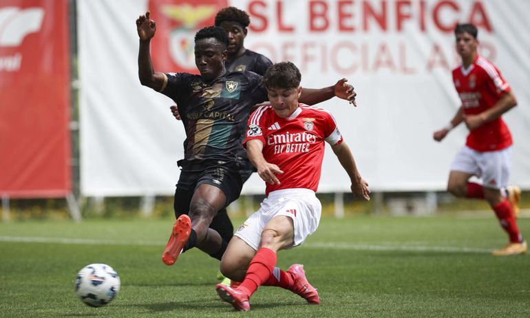 Taça Revelação: goleada leva Benfica às meias-finais