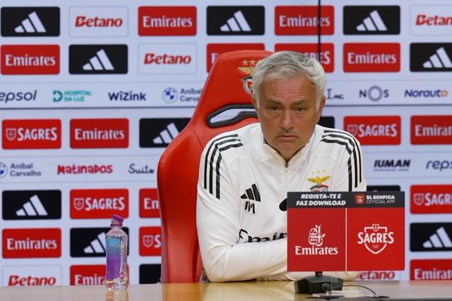 Mourinho: «O Benfica é muito maior do que eu»