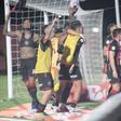 Jogadores do Vitória a fazerem a festa por eliminar o Flamengo