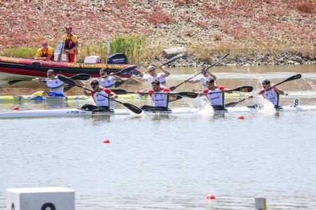 Mundial canoagem: K4 garante qualificação directa na final
