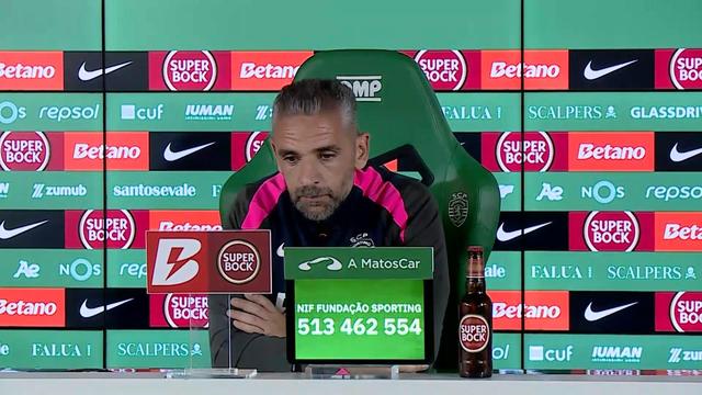 Rui Borges e o «abração» especial a uma figura... do Benfica