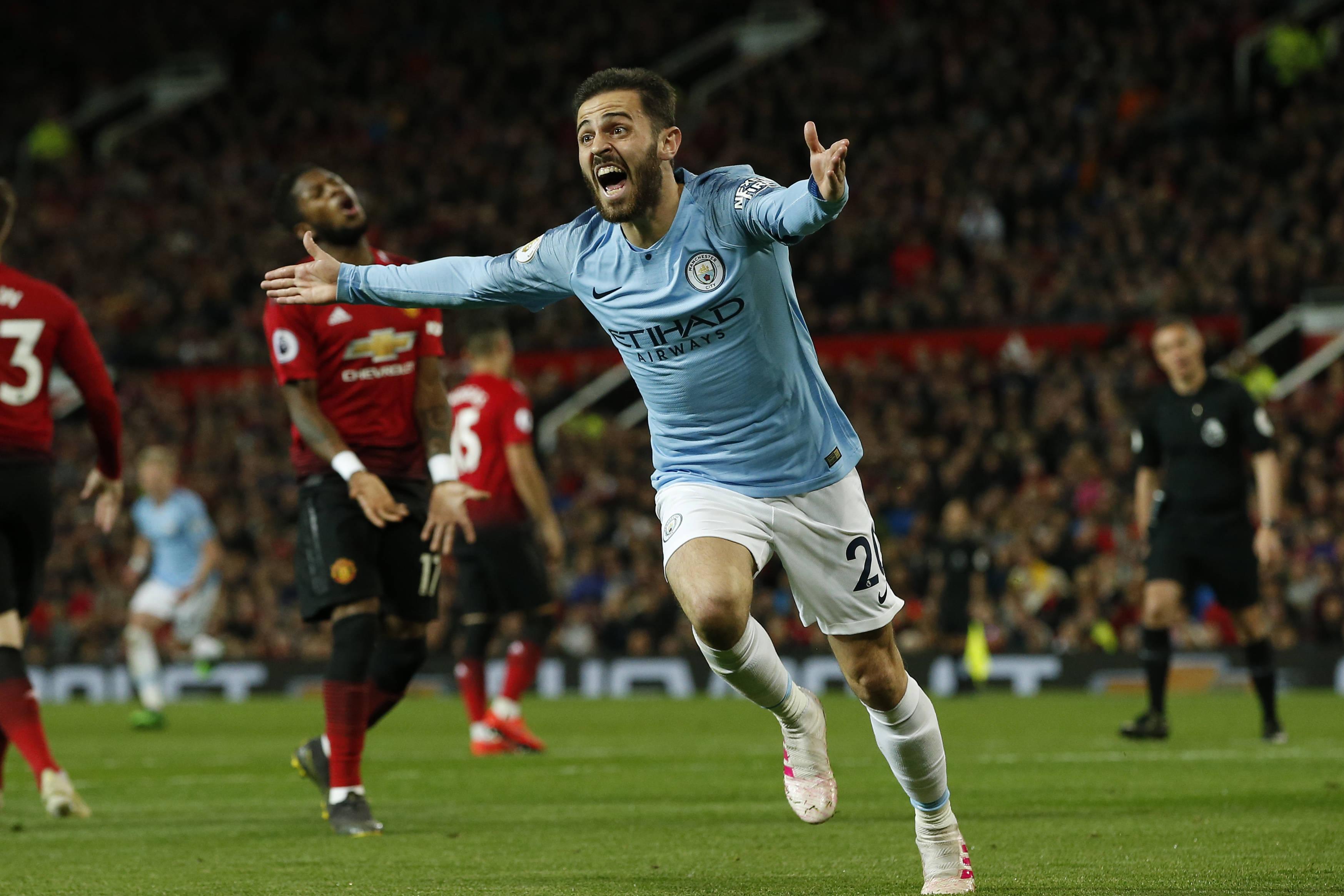 Bernardo Silva a marcar no dérbi de Manchester