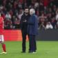 José Mourinho a falar com Álvaro Arbeloa