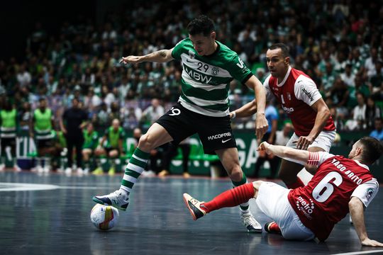 Sporting-SC Braga: acompanhe em direto o jogo que pode dar o 'tetra' aos leões