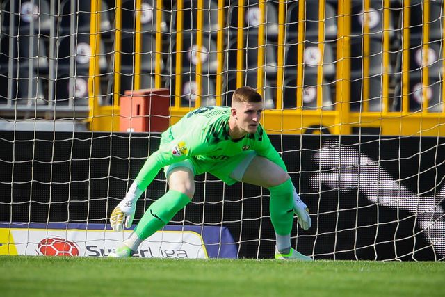 Estrela da Amadora: Gudzulic é reforço surpresa para a baliza