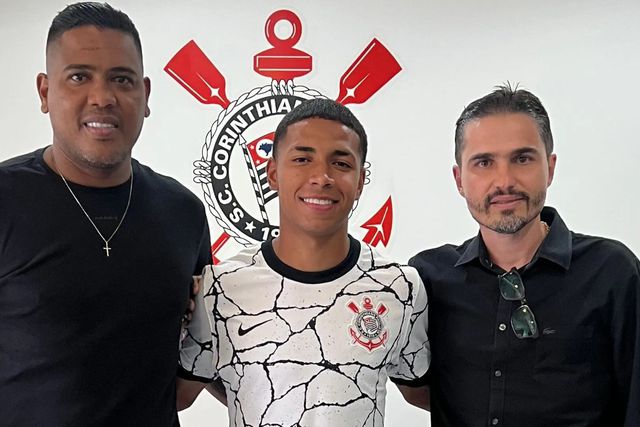 Mercado FC Porto: Kaio Henrique reforça equipa B