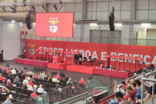 AG extraordinária do Benfica já decorre no Pavilhão N.º 2