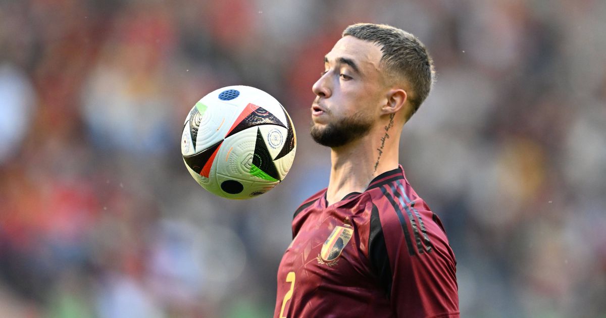 Golaço fora da área dá créditos a Debast na Bélgica