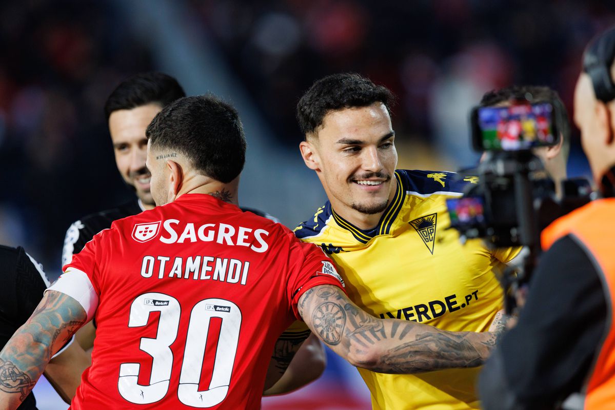 Mercado: Pedro Álvaro quatro épocas no Aris de Salónica