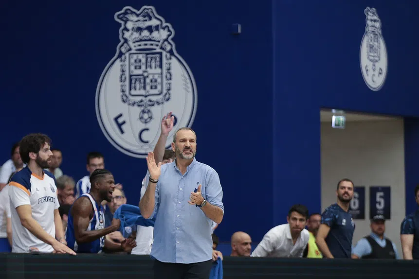 Dragões cospem fogo! Champions à vista