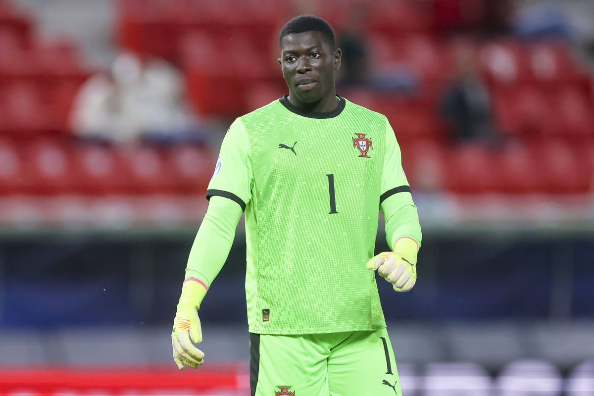 Euro sub-21 Samuel Soares avisa: «As contas do grupo não estão fechadas»