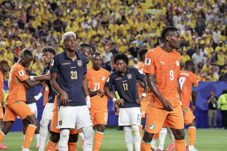 As melhores imagens do Costa do Marfim-Equador -  - foto: Imago