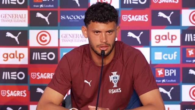 «Nunca imaginei jogar com Ronaldo, há 10 anos estava na sexta divisão»