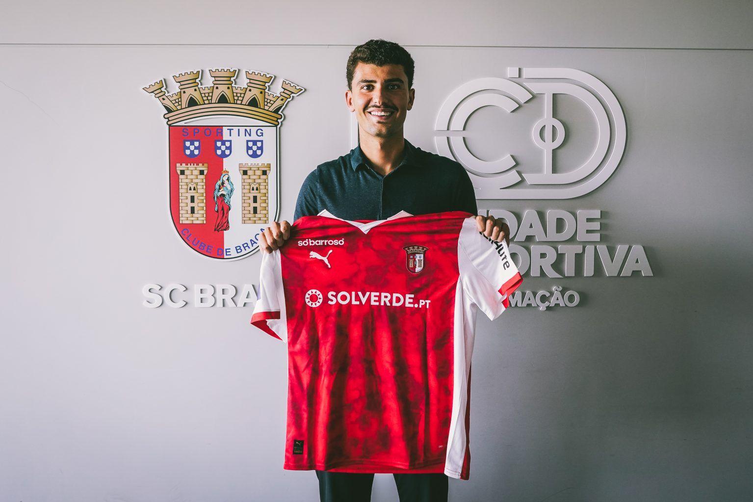 Tomás Muller renovou contrato até 2028 com o SC Braga — Foto: SC Braga