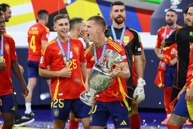 Orelha e rabo  para Espanha