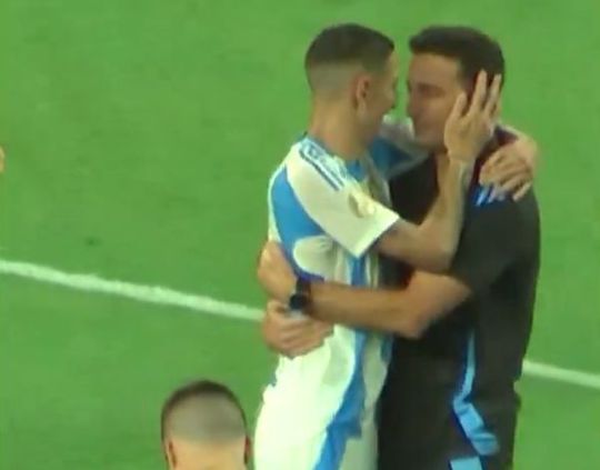 Vídeo: Scaloni pediu mais, mas Di María está decidido