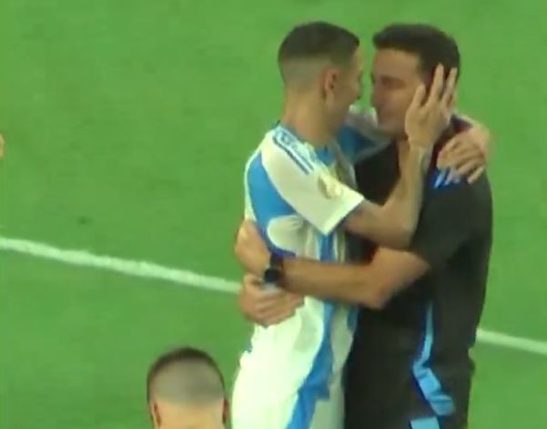 Vídeo: Scaloni pediu mais, mas Di María está decidido