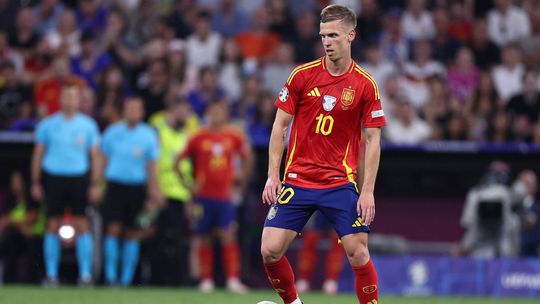 Espanha: Dani Olmo é baixa confirmada frente à Suíça