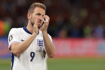 Harry Kane destroçado com derrota: «De coração partido»