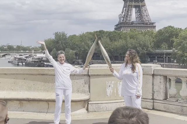 Paris 2024: Rosa Mota «orgulhosa» de transportar a Chama olímpica