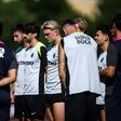 Treino do Sporting com regresso de peso