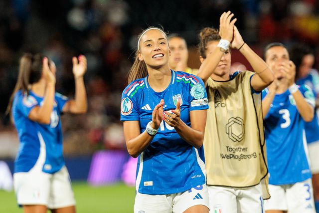 Itália festeja a qualificação para os quartos de final, depois de conseguir o 2.º lugar do grupo, atrás da Espanha e à frente de Bélgica e Portugal