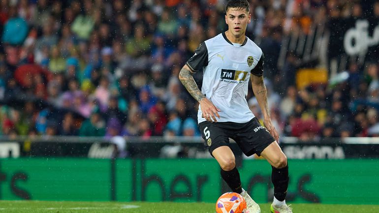 Barrenechea: um terceiro Enzo, 'upgrade' a Florentino e a Manu Silva