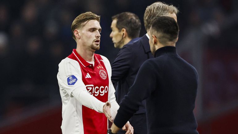 Mercado FC Porto: Kenneth Taylor aberto a juntar-se a Farioli