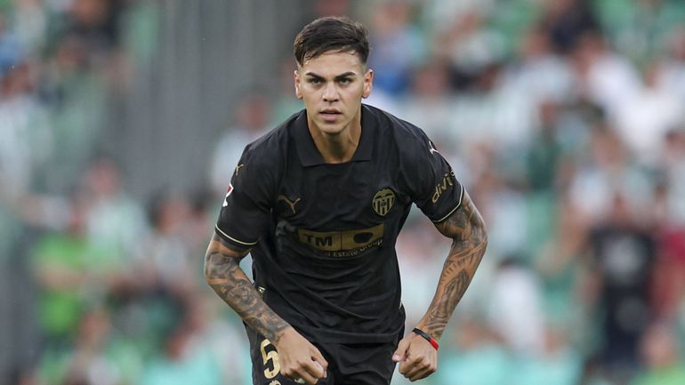 Benfica: Enzo Barrenechea fechado