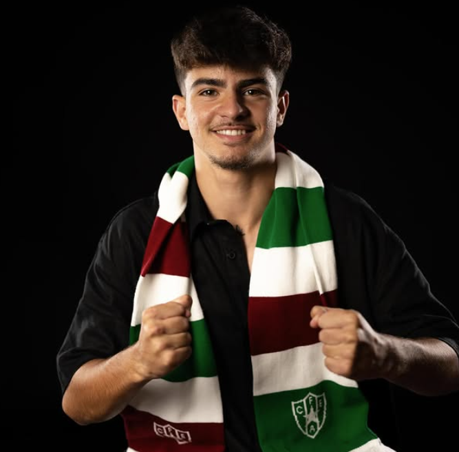 Filho de Nininho Vaz Maia dá cartas no Estrela da Amadora
