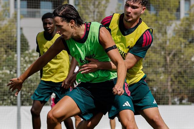 Carreras destacou intensidade no treino do Real Madrid -foto X/Real Madrid
