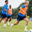 Jogadores do FC Porto aplicam-se no treino