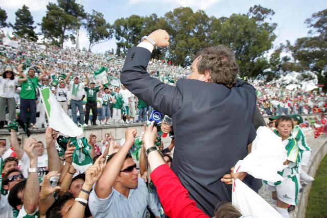 José Rachão fez parte de um dos momentos mais bonitos da história do Vitória de Setúbal, com a conquista da Taça de Portugal em 2005. Hoje 'chora' ao ver o estado do futebol naquela região - Foto: A BOLA