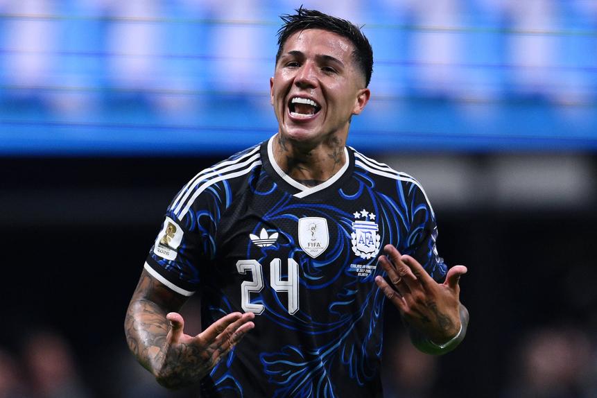 A festa de Enzo após o golo do empate - Foto: IMAGO