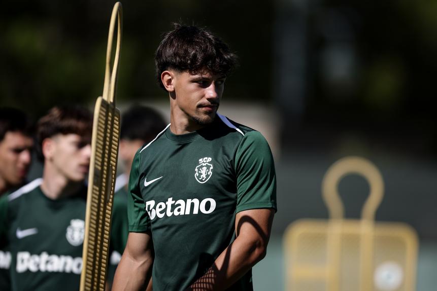 Rafael Nel, na ausência de Suárez, continua a merecer a confiança de Rui Borges para o ataque - Foto: SPORTING CP