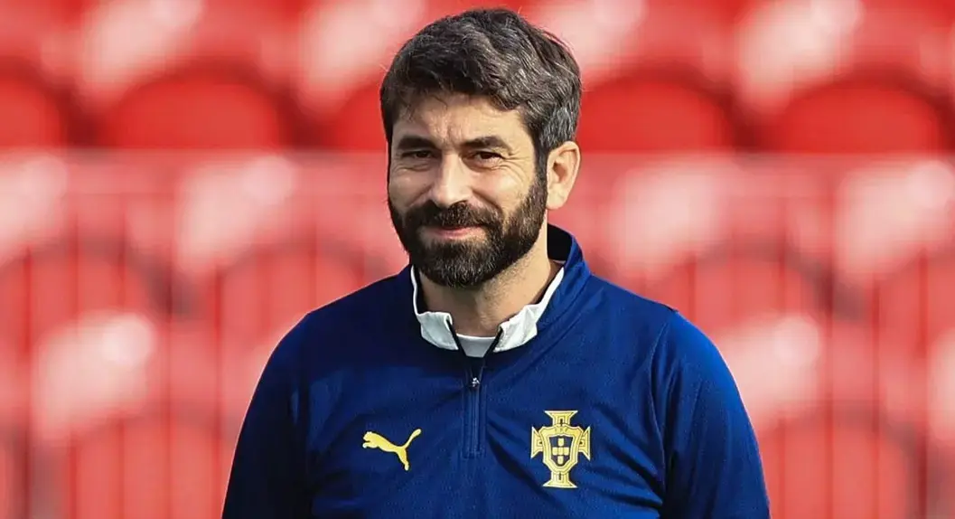 Luís Freire tem tido muitos motivos para sorrir ao leme dos sub-21 — Foto: FPF