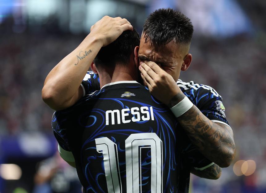 A emoção de Lautaro - Foto: IMAGO