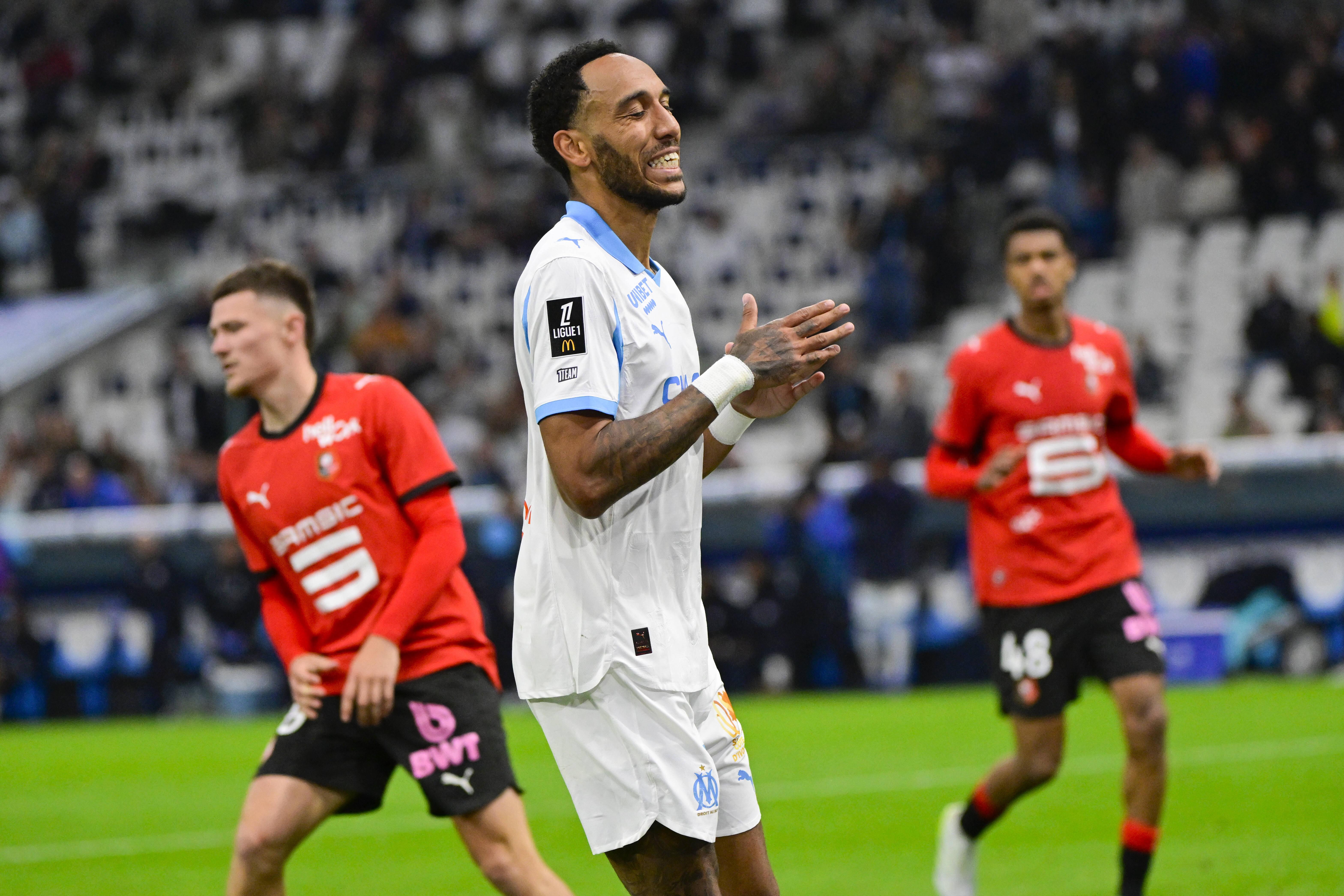 Pierre-Emerick Aubameyang, avançado de 37 anos, marcou 14 golos e fez 10 assistências pelo Marselha em 2025/26